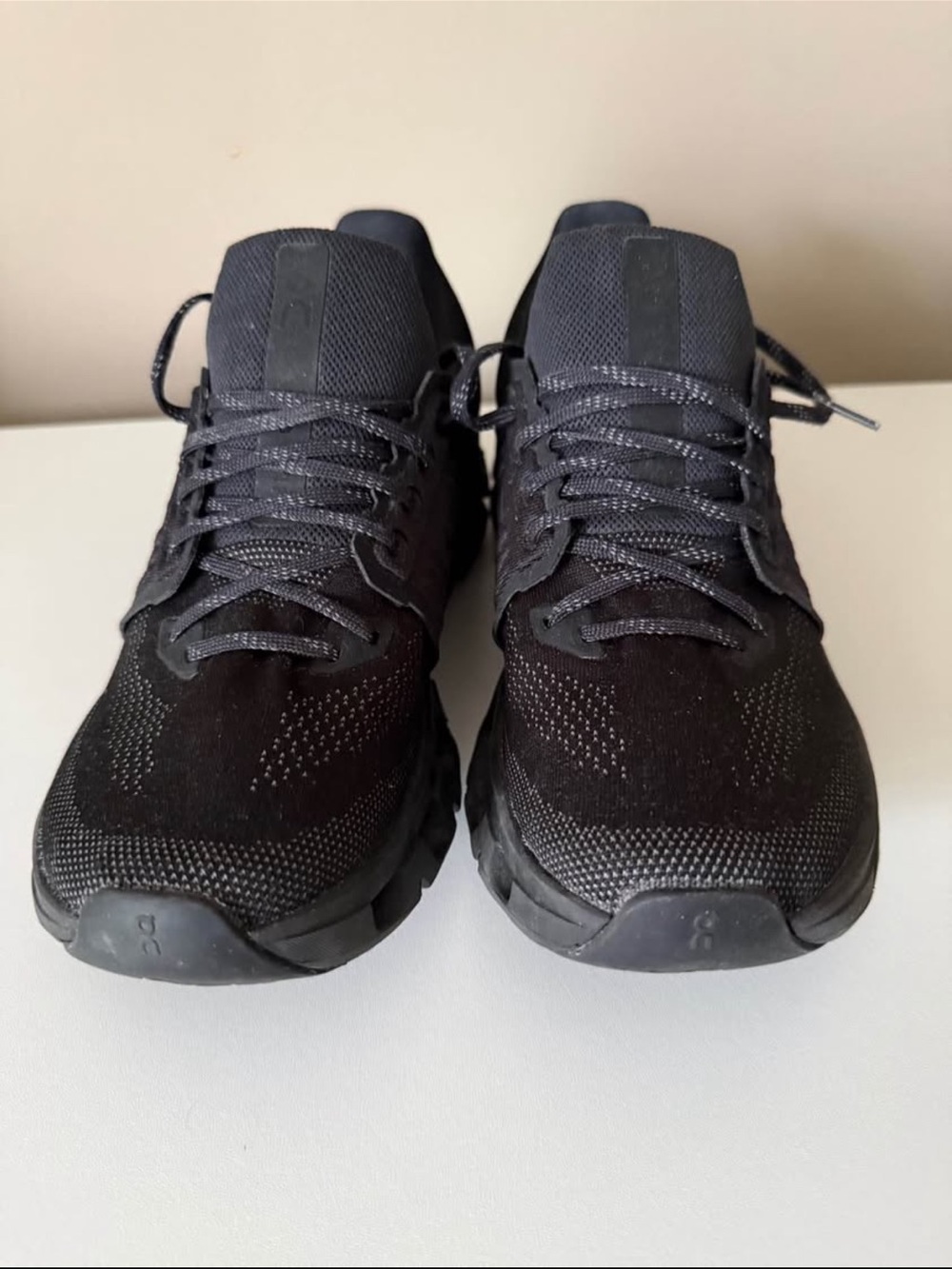 On Running Men’s Black Athletic Running Shoes